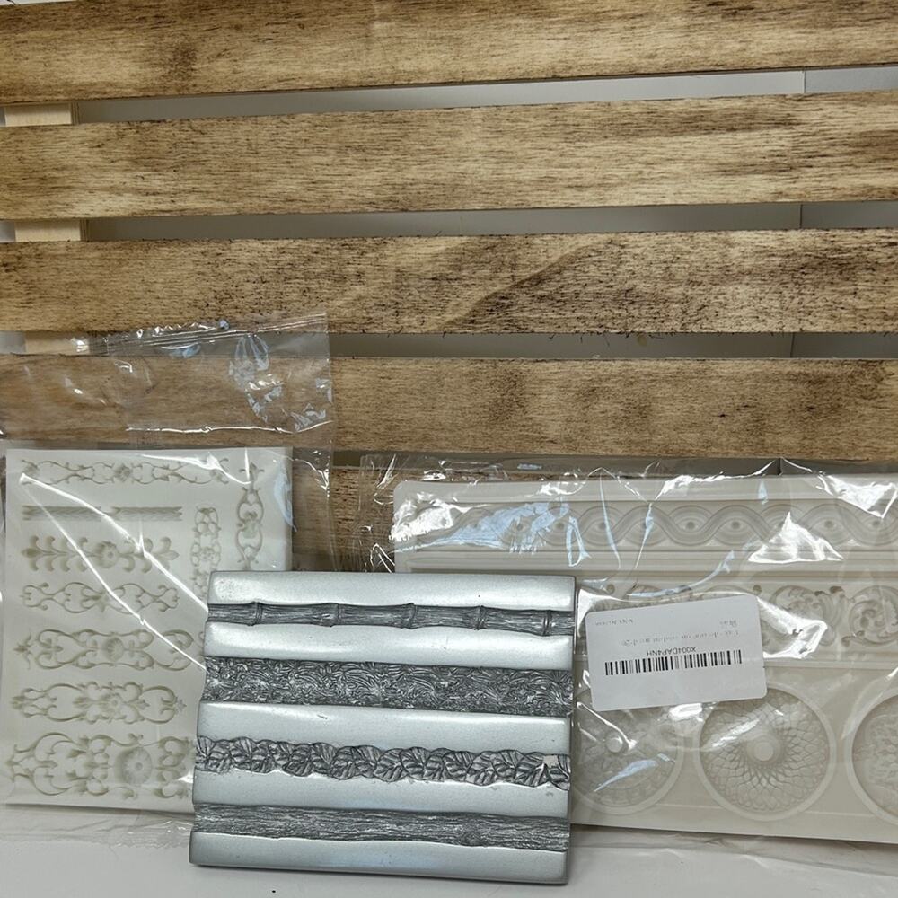 3 Silicone Moulds and 1Metallic Mold by Lisa Pavelka - Silver and White